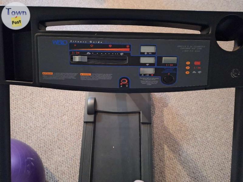 Photo of Weslo Cadence 860 Treadmill