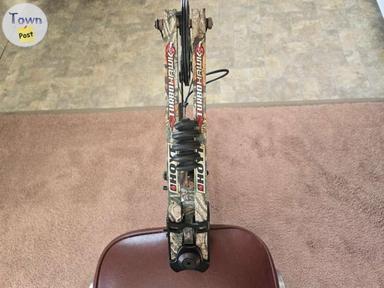 Photo of Hoyt compound bow - 1