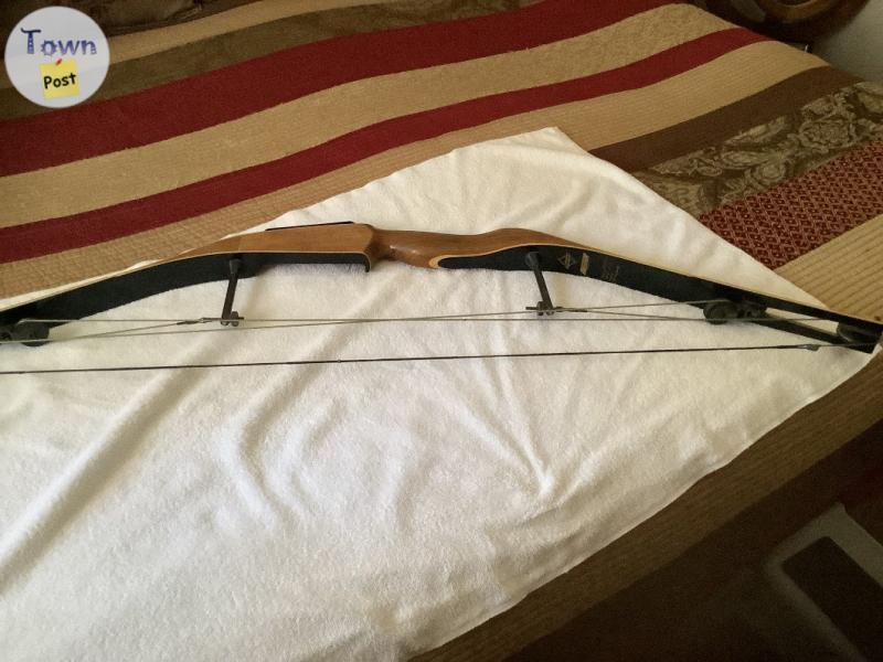 Photo of Browning compound Bow Stalker 11