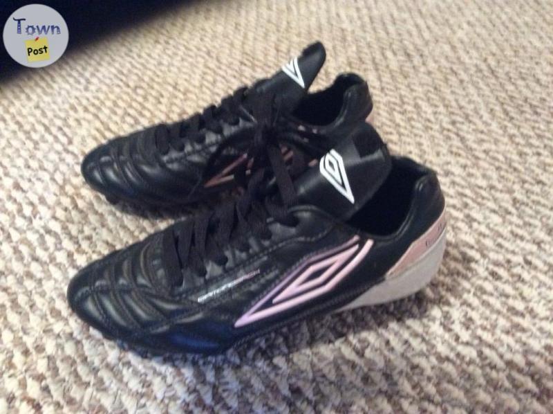 Photo of UMBRO Girls Soccer Shoes