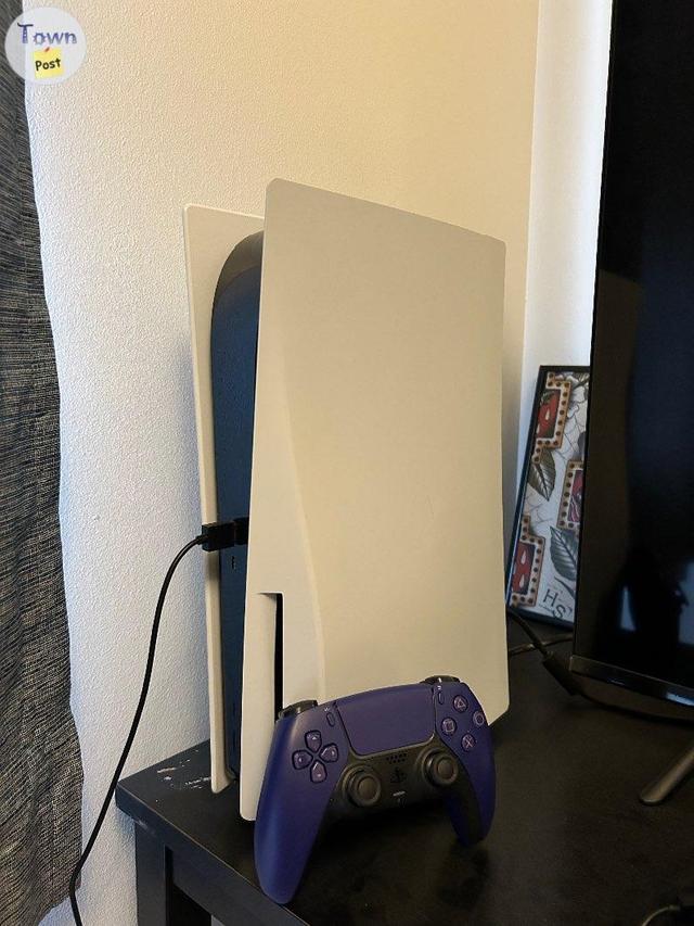 Photo of PS5 with Purple Controller and Headset