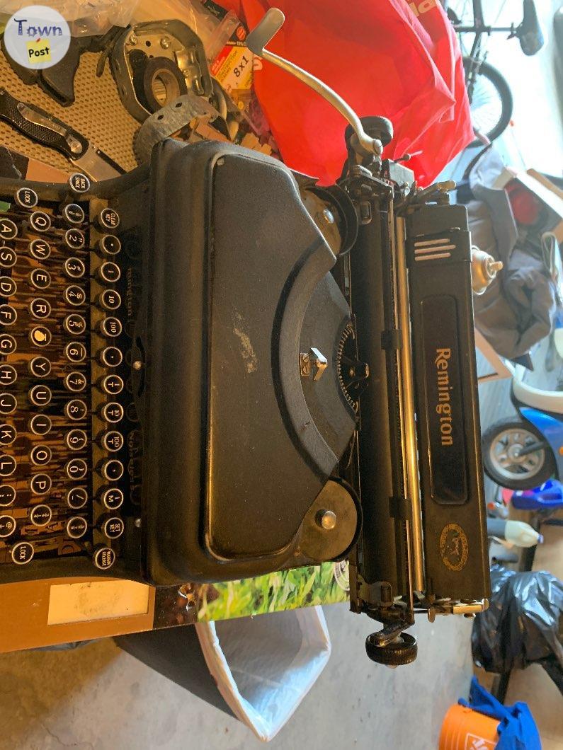 Photo of Vintage type writer