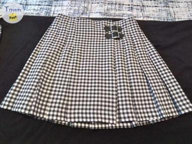 Photo of Plaid pleated skirt - 1