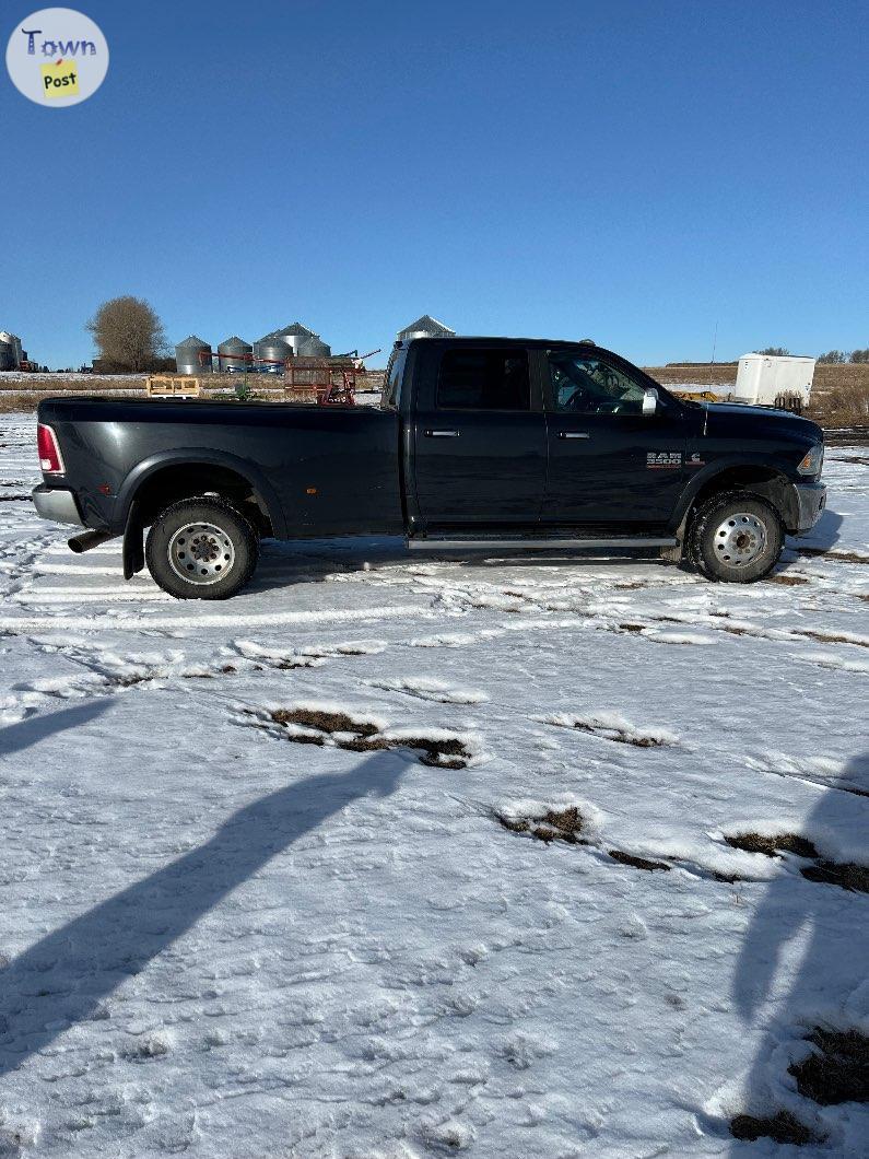 Photo of Dodge ram 3500 Laramie 