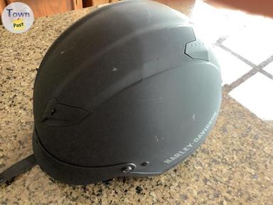 Photo of Motorcycle helmet with visor - 1