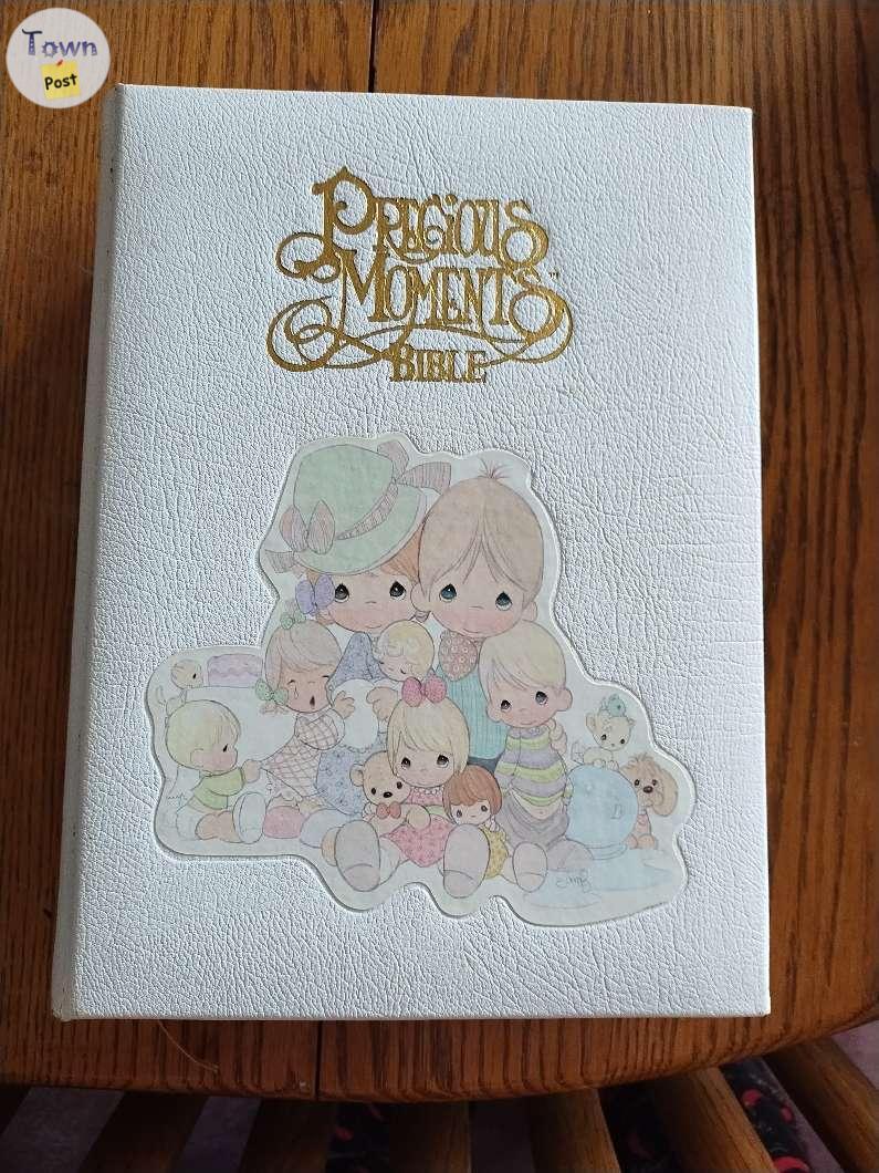 Photo of Precious Moments Family Bible 