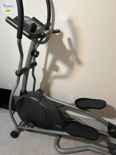 Photo of NEW condition Horizon Elliptical  - 2