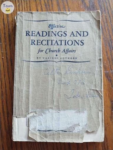 Photo of old books - 1