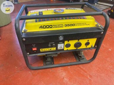 Photo of 3500 W gas generator Champion Model 46515 - 1