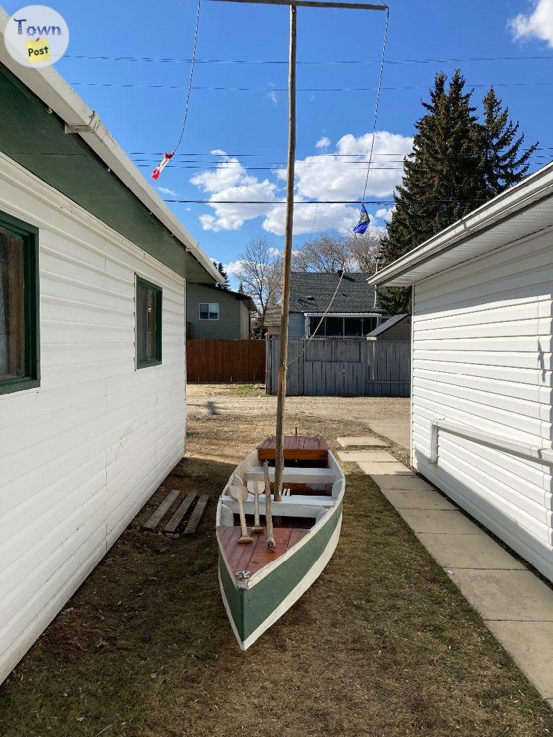 Photo of Sailing boat 