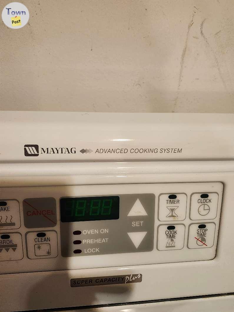 Photo of Maytag gas oven