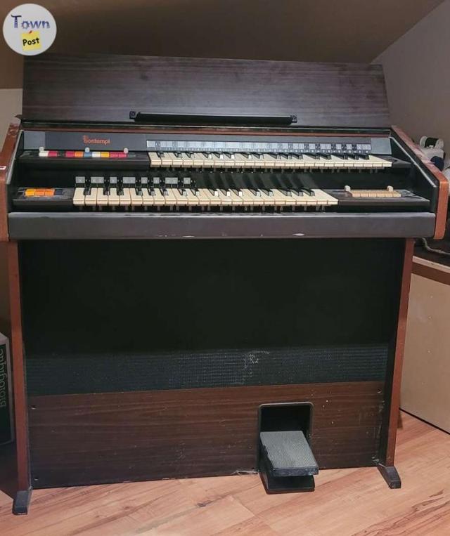 Photo of Organ piano