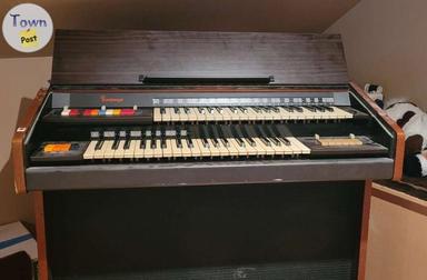 Photo of Organ piano - 2