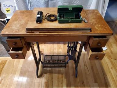 Photo of Antique Singer Treadle Sewing Machine - 2