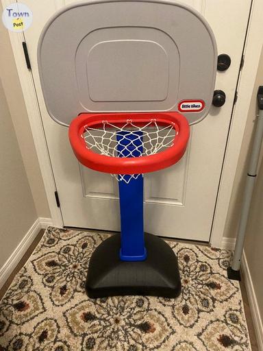 Photo of Lil’ Tikes Basketball Net - 1