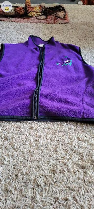 Photo of Lady vest size large  - 1