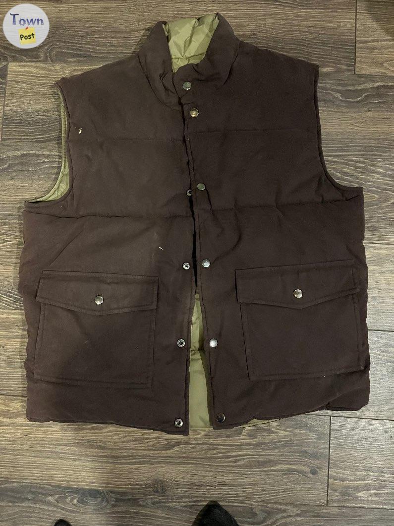 Photo of Men’s medium size reversible winter vest