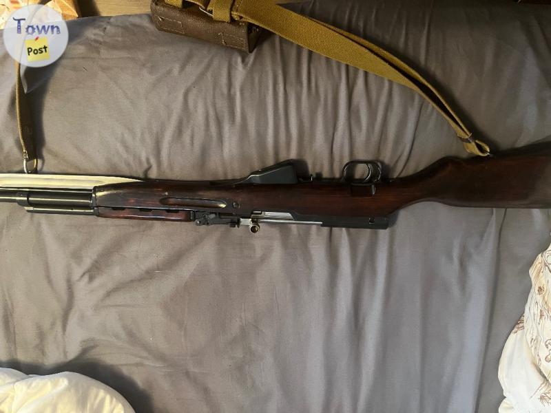 Photo of Sks all numbers matching and ISO 44-40 Winchester ammo