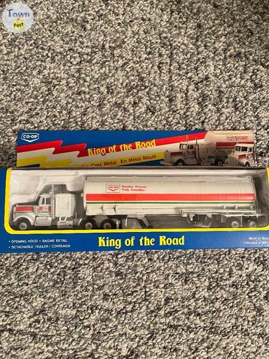 Photo of Diecast King of the Road Co-Op Truck & Tanker Trailer - 1