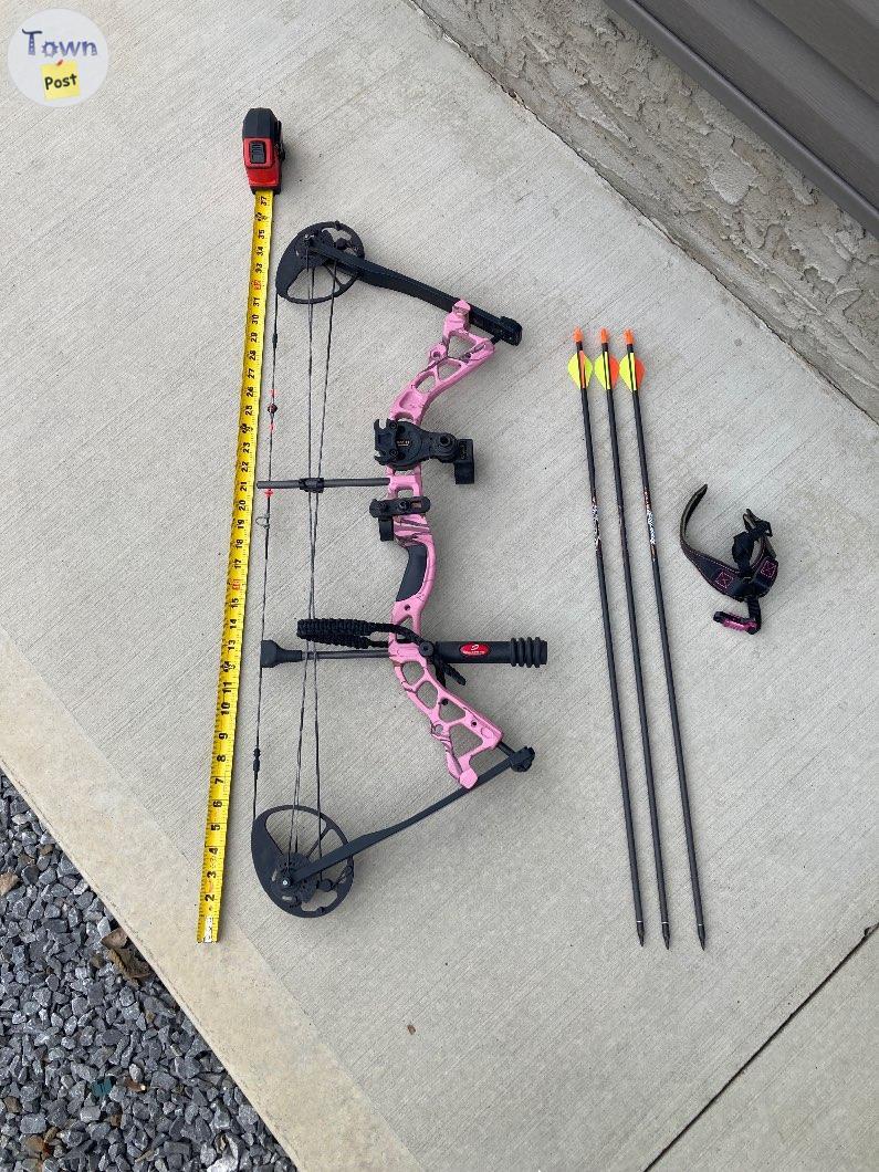 Photo of Octane ladies bow set