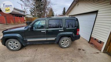 Photo of 2010 jeep liberty  - 2