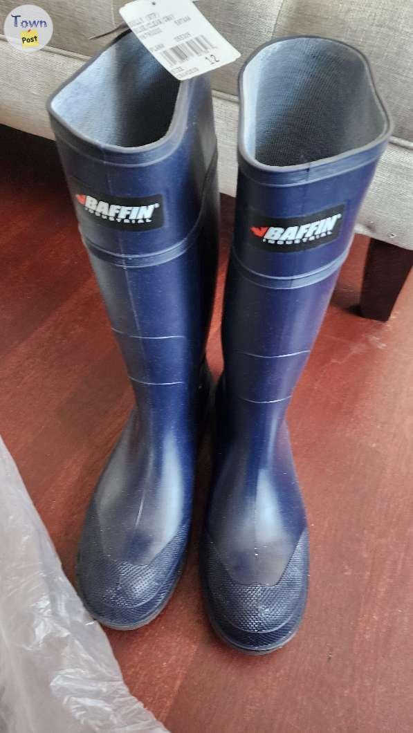 Photo of Brand new Baffin rubber boots 