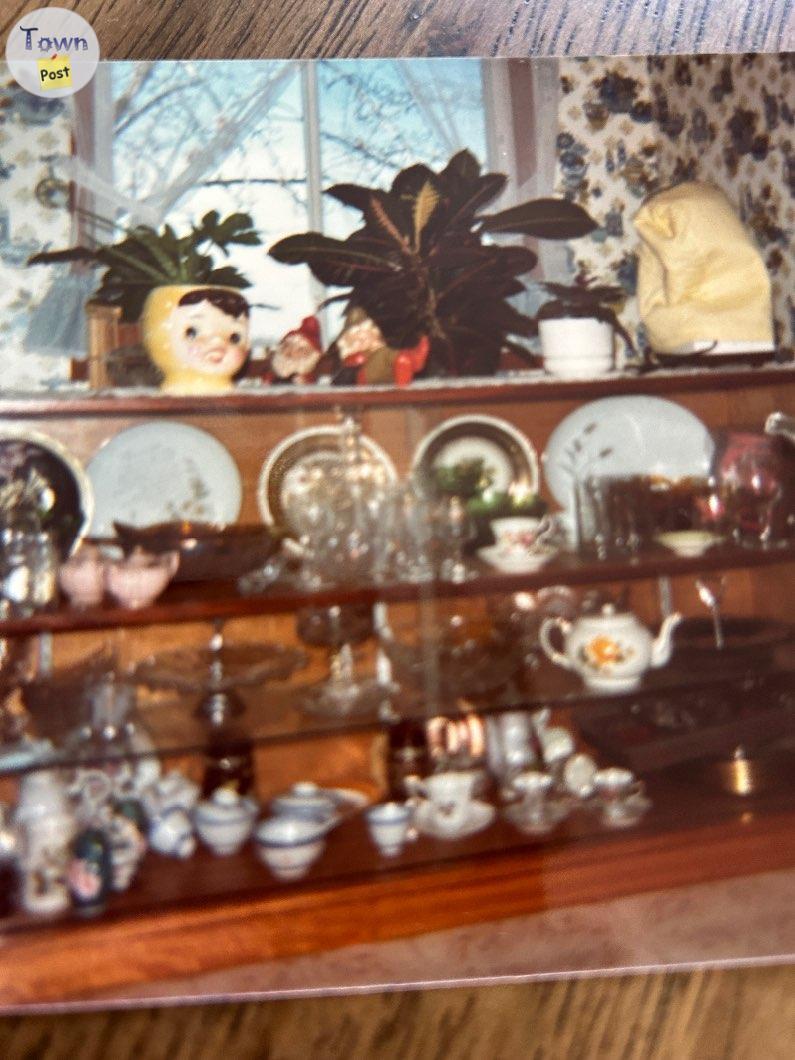 Photo of Mahogany wood china cabinet 