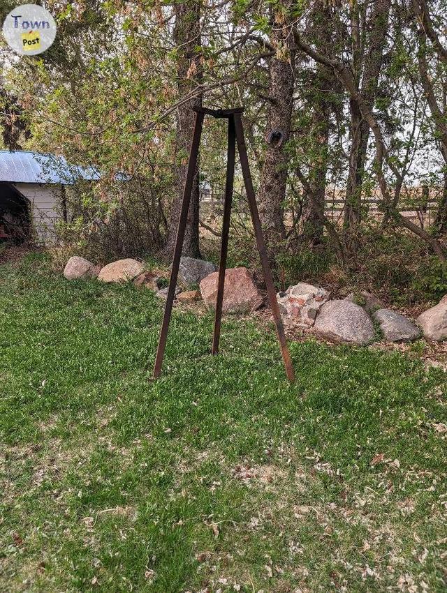 Photo of Fire Pit Tripod 