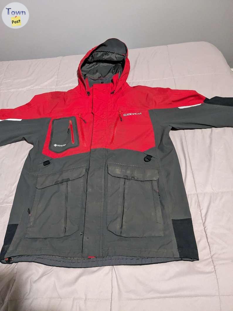 Photo of GORE-TEX GUIDE WEAR 