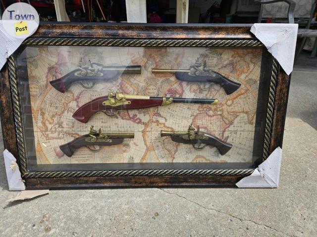 Photo of Collectable shadow box picture with replica flint lock pistols 