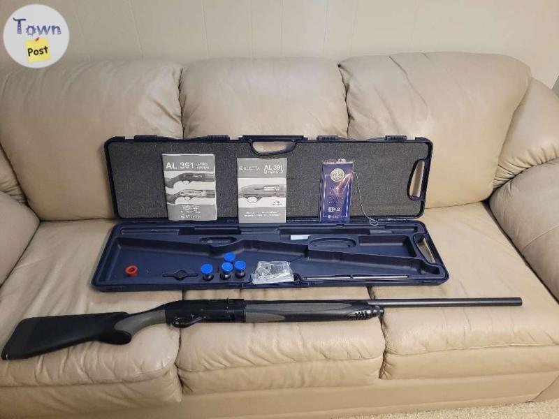 Photo of Beretta UL391 URIKA 2- 12 GA. (With kick off)Complete shotgun system