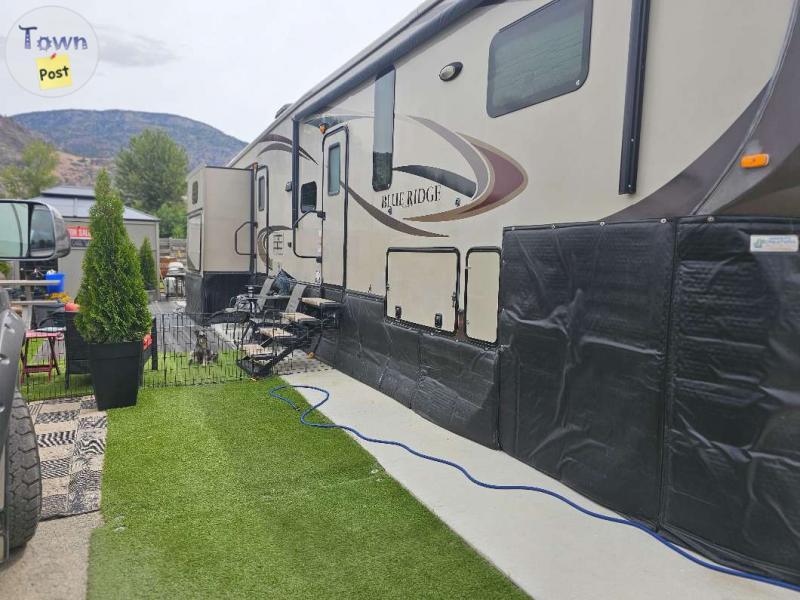 Photo of 40" 5th wheel blue ridge 