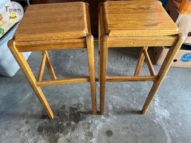 Photo of Recliner $25.00Oak stools $30.00 each or both fo - 2