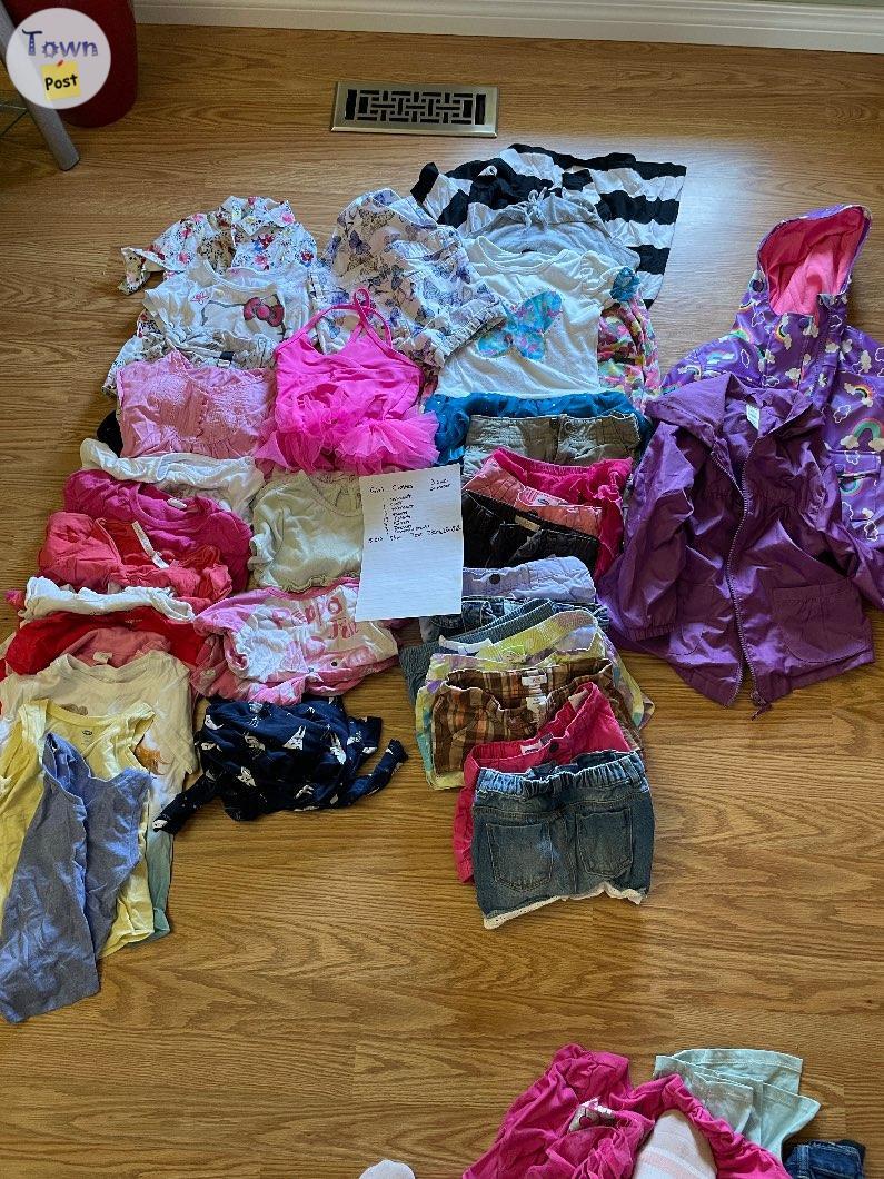 Photo of Girls size 3 clothes 