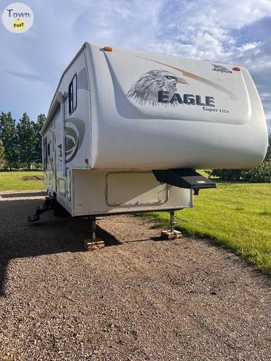 Photo of 2008 Jayco eagle 30.5rls fifth wheel  - 1