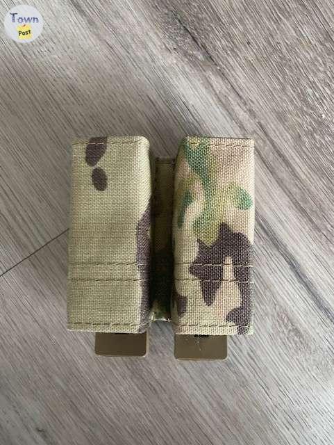 Photo of Esstac Gap double pistol magazine pouch 