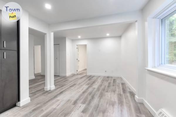 Photo of $2 300 / 3br - 800ft2 - 3 Bedroom-3 C.A.C / Metro Cote des Neiges / Decelles (Montreal)