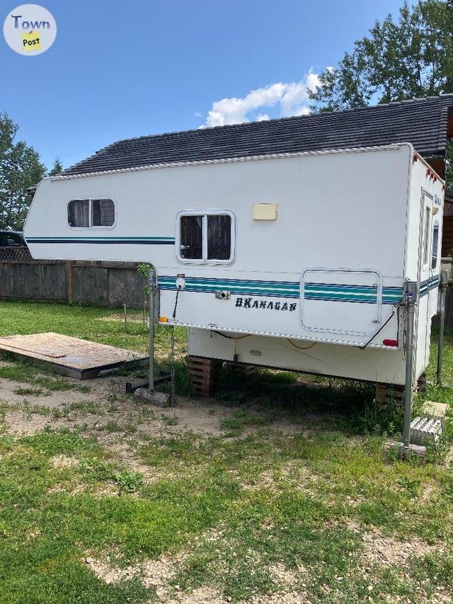 Photo of 8 foot camper 