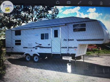 Photo of 2006 Dutchmen Fifth Wheel 26ft - 2