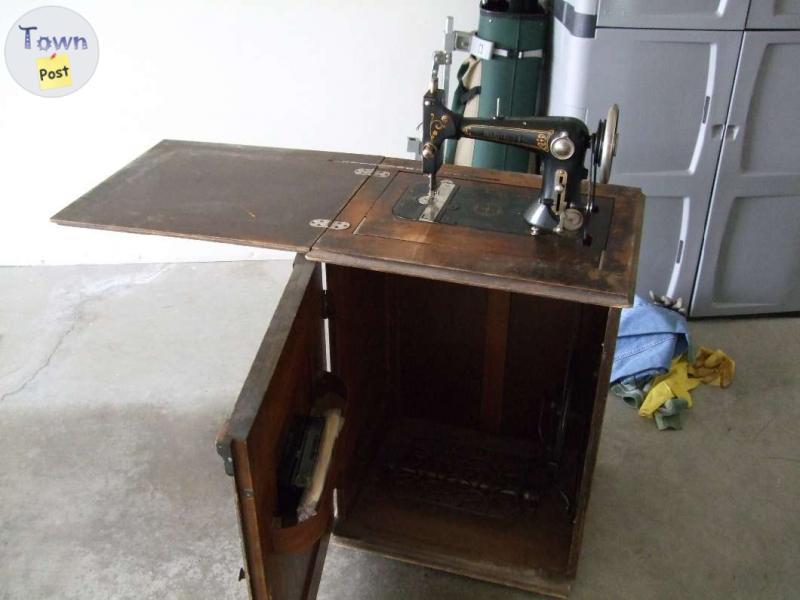 Photo of Old Sewing Mashie