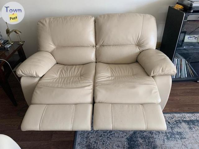 Photo of Leather recliner Love seat 