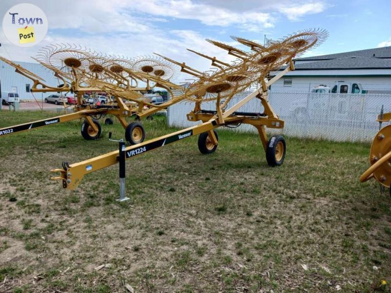 Photo of Vermeer VR1224 12-Wheel Rake