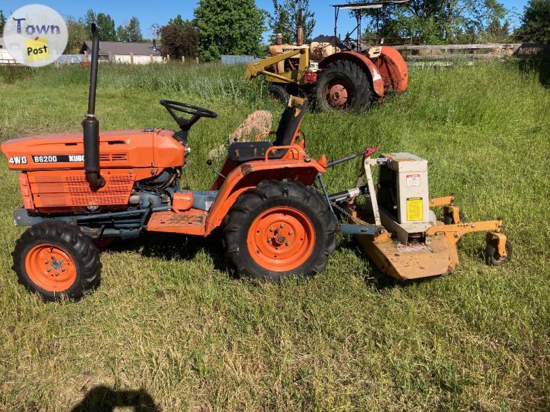 Photo of Tractor - Kubota B6200