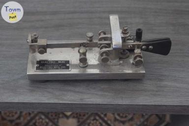 Photo of Ham Enthusiasts! Vintage Electro Bug Semi Automatic Keyer - 1