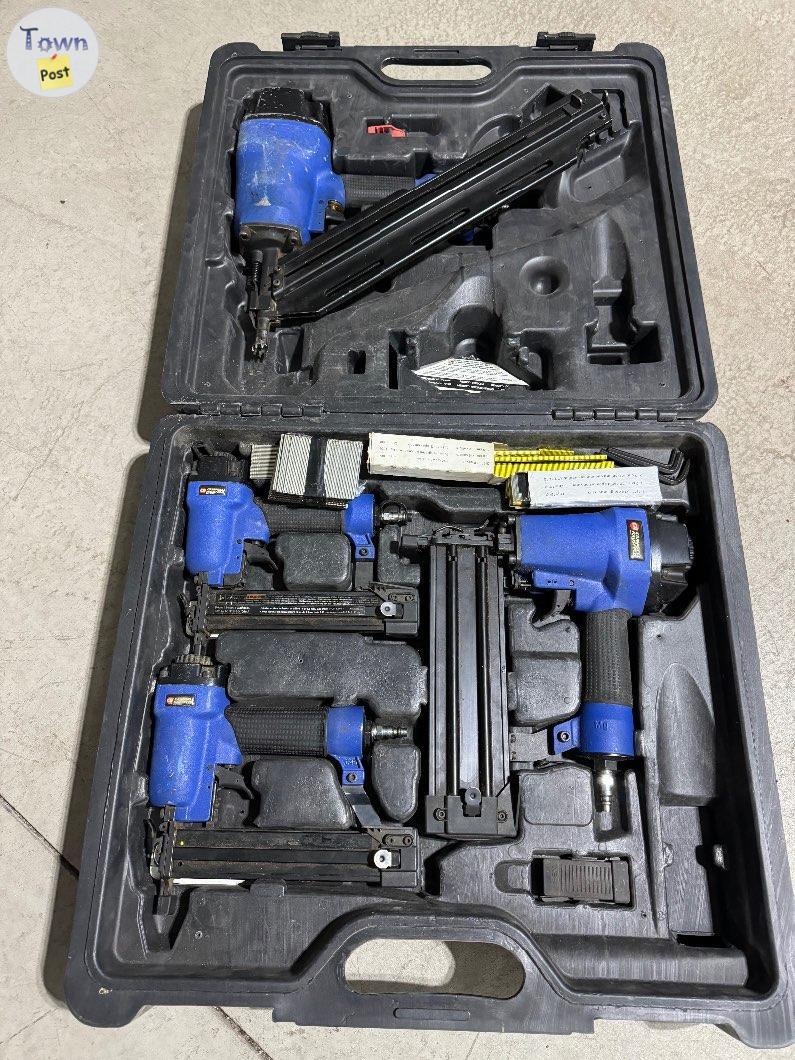 Photo of Campbell Hausfeld air nailer set