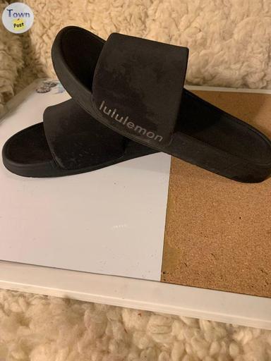 Photo of Men’s Black Lululemon Slides size 10 - 2