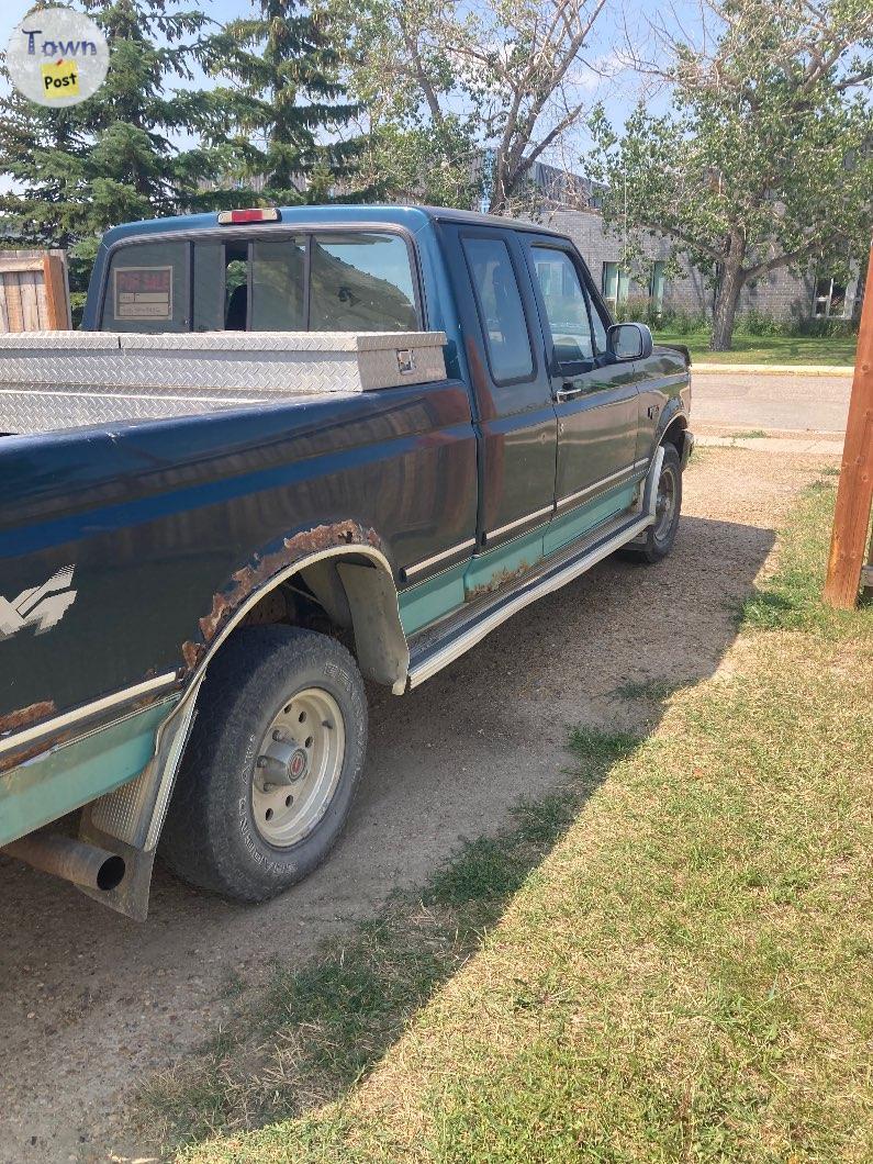 Photo of 1995 Ford half ton 4x4