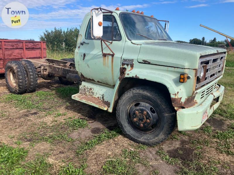 Photo of Parts truck 