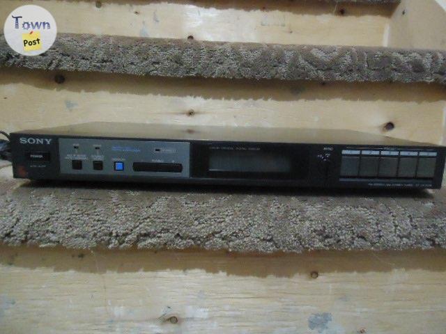 Photo of SONY AM/FM STEREO TUNER MODEL ST-JX220A