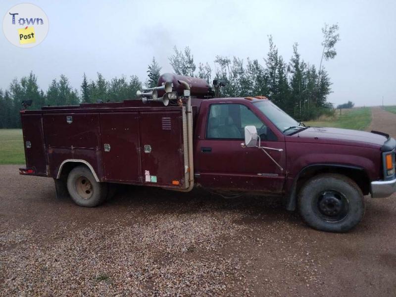 Photo of 1997 chev 3500 service truck 